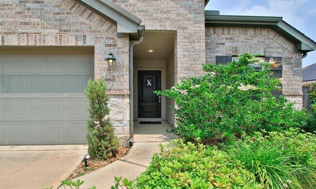 Building Photo - 20202 Creekdale Bend Dr