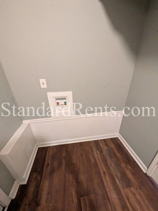 Building Photo - 622 Hickory Hollow Ln