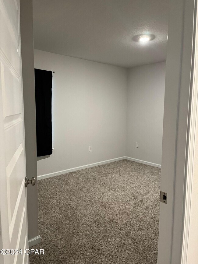 Building Photo - 6420 Slabinski Ln