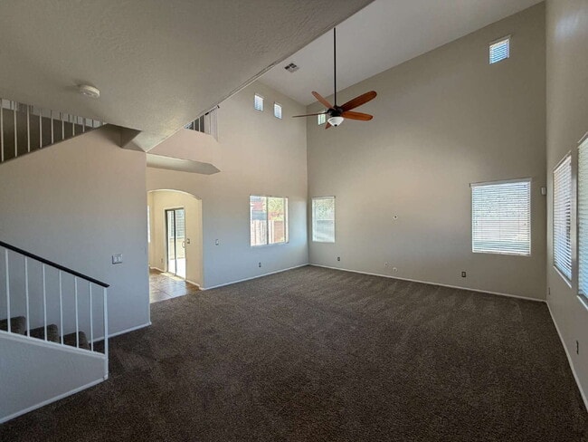 Building Photo - 38134 N Establo Dr