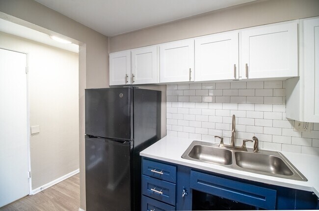 Building Photo - 7549 N Pecos St