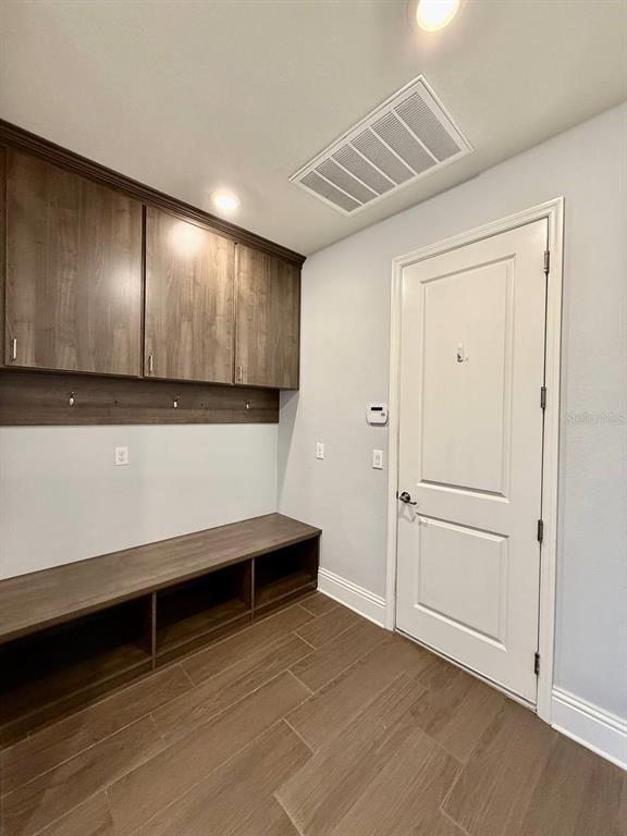 Building Photo - 18824 Birchwood Groves Dr