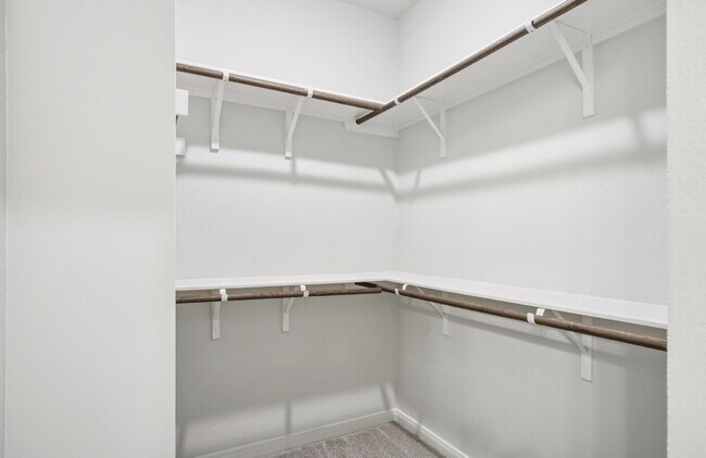 Building Photo - "Charming 3-Bedroom Duplex in San Antonio with Granite Elegance!"