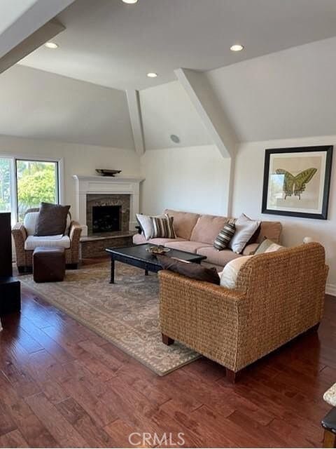 Building Photo - 504 Avocado Ave