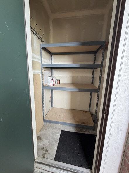 Patio Storage - 14241 E 1st Dr