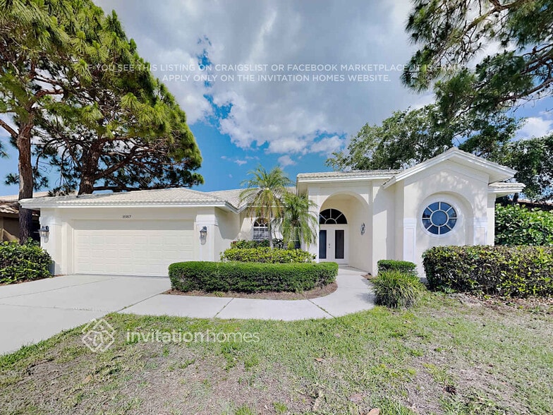 Primary Photo - 8987 Huntington Pointe Dr