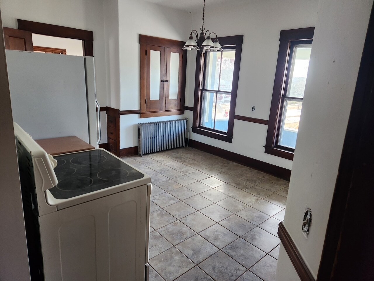 Building Photo - 53 Gale Ave