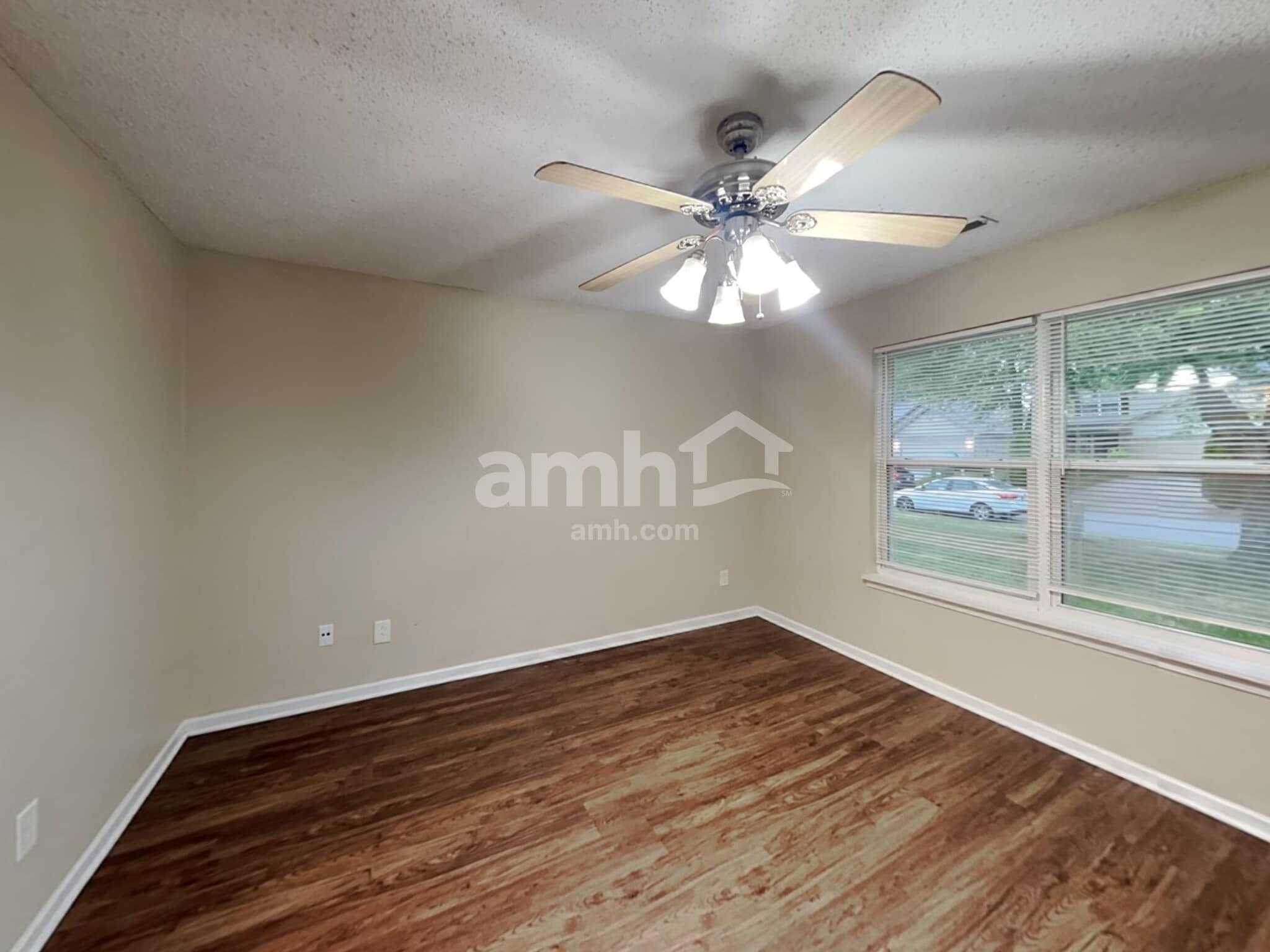 Building Photo - 414 Polaris Dr