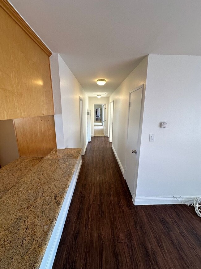 Building Photo - Corby