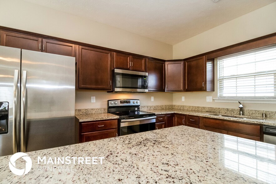 Building Photo - 10008 Crooked Oak Wy