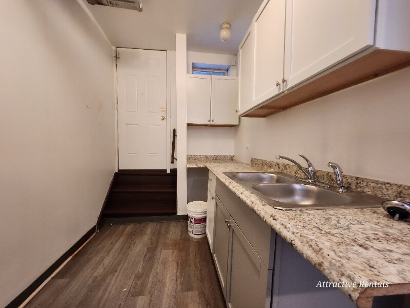 Building Photo - 14 N Long Ave