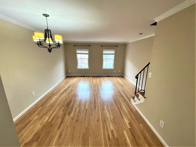 Building Photo - Updated, all brick 3 level townhouse pet friendly townhouse for rent!