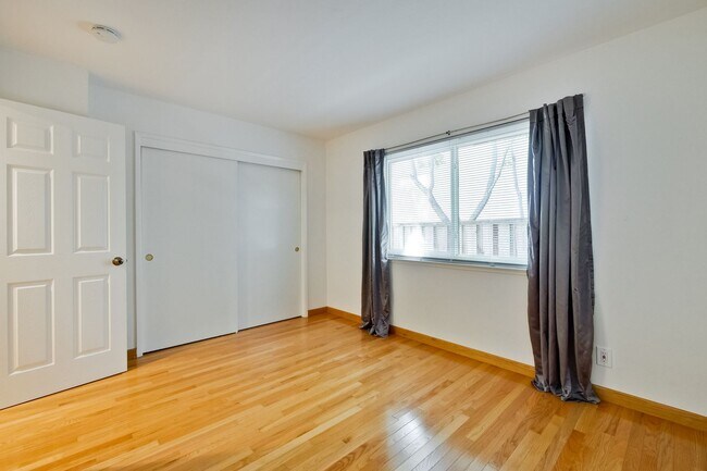Building Photo - Charming Updated 4 Bedroom Home in Santa Clara with Expansive Backyard and Fruit Trees.