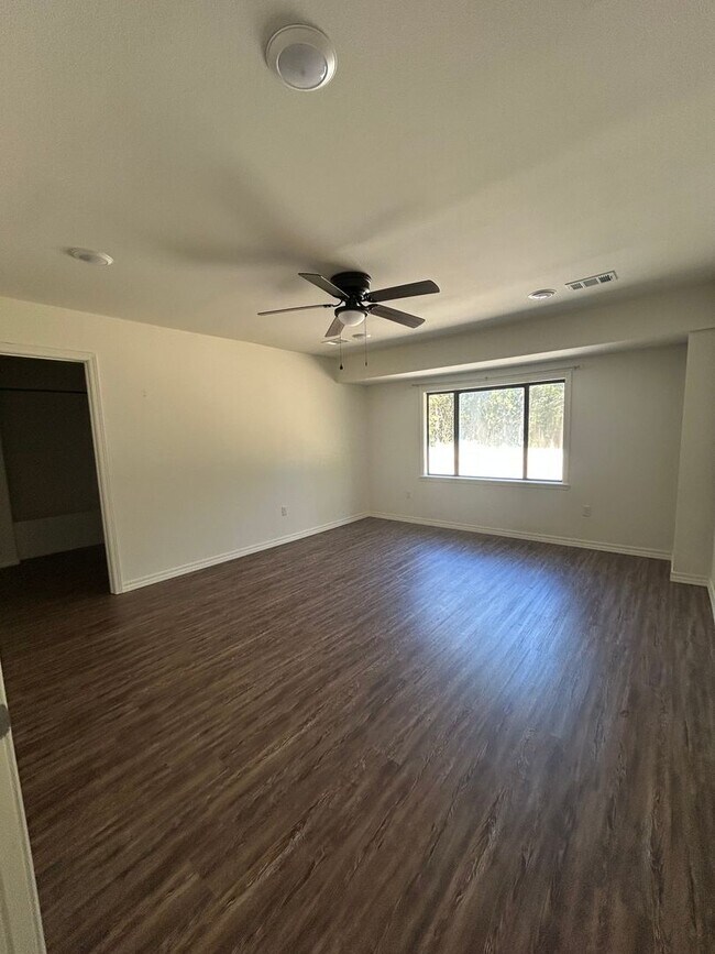 Building Photo - 3120 AR-27