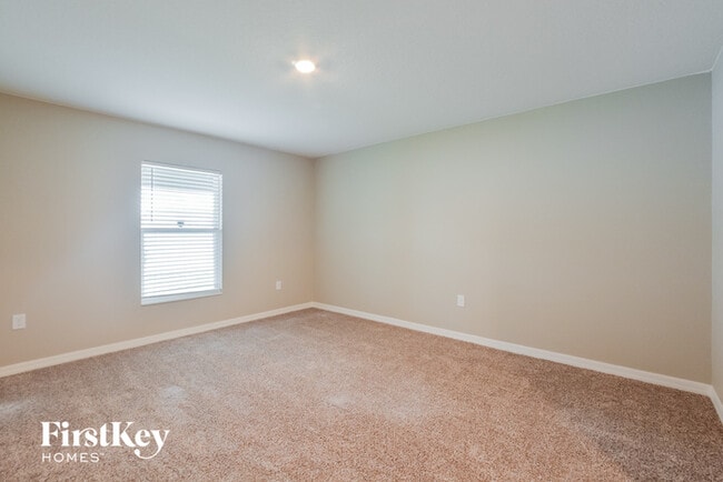 Building Photo - 437 Kensington View Dr