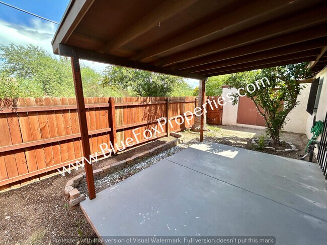 Building Photo - 1339 S Copias Way