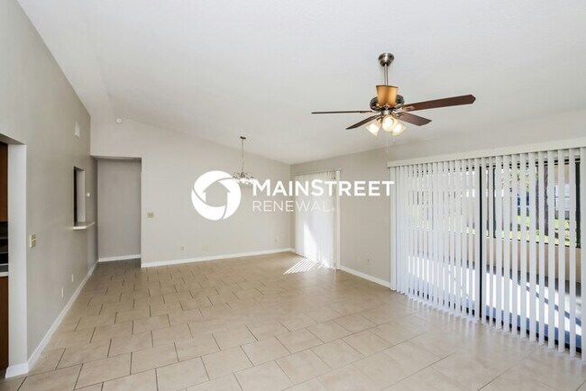 Building Photo - 3 Bedroom Pet-Friendly Home in PALM BAY, F...