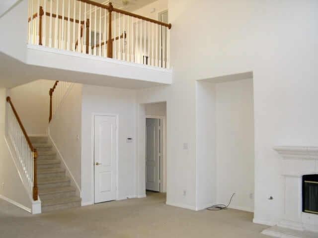 Building Photo - 1227 Ventura Canyon Dr