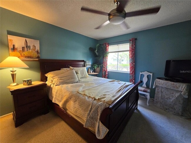 Building Photo - 608 Midway Dr