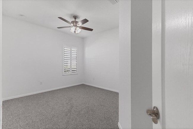 Building Photo - 4806 Lake Breeze Terrace