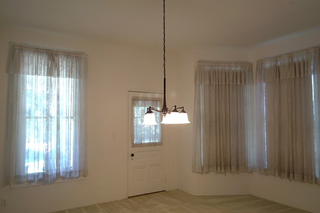 Dining Room - 120 E Fern Ave