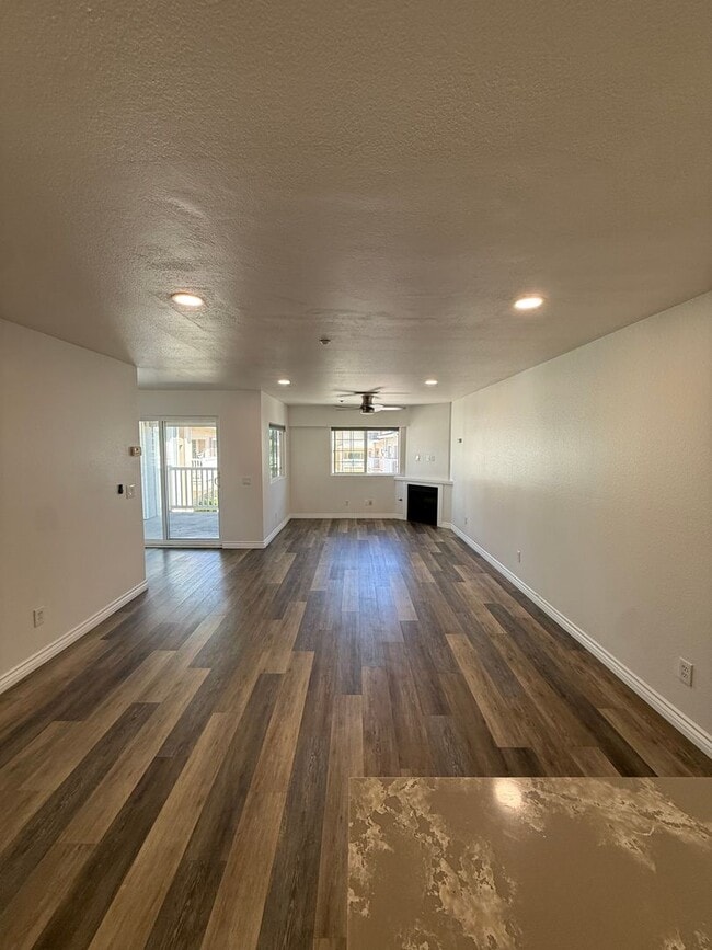 Building Photo - 5084 Guava Ave