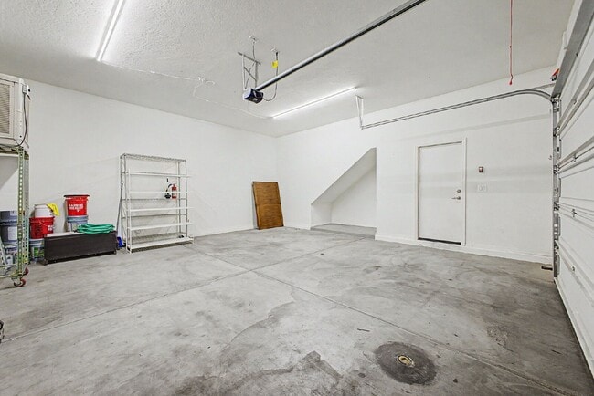 Building Photo - 2540 N 149th Ave