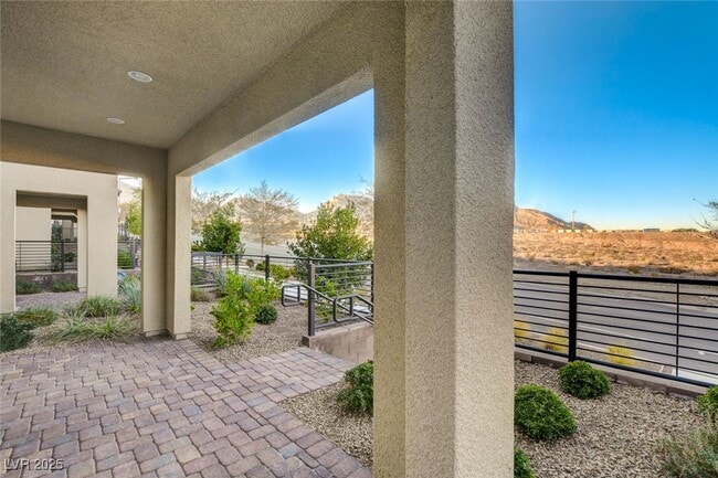 Building Photo - 11680 Hamilton Lk Ave