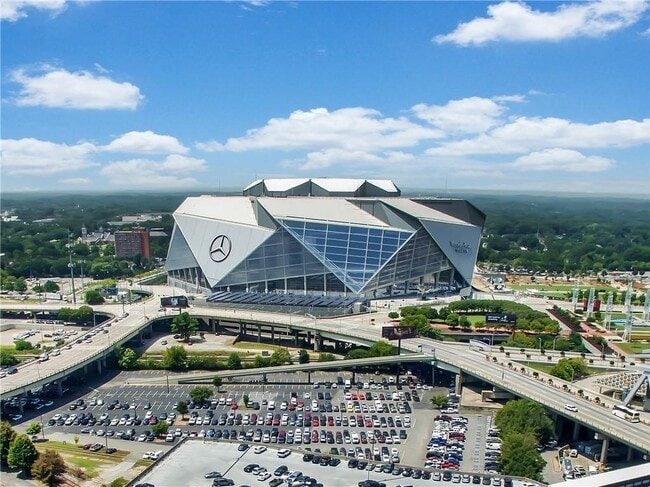 Building Photo - 255 Mathewson Pl SW