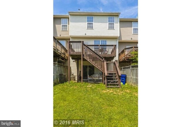 Building Photo - 1945 Harpers Ct