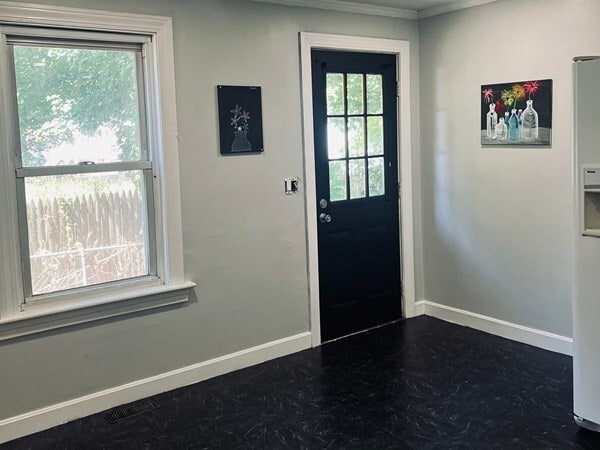 Building Photo - 6 Fletcher St