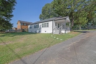 Building Photo - 280 Stone Mountain St