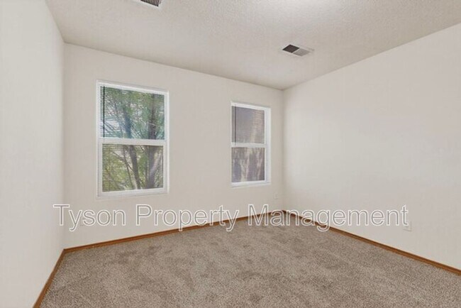 Building Photo - 1700 Violetas Rd NW