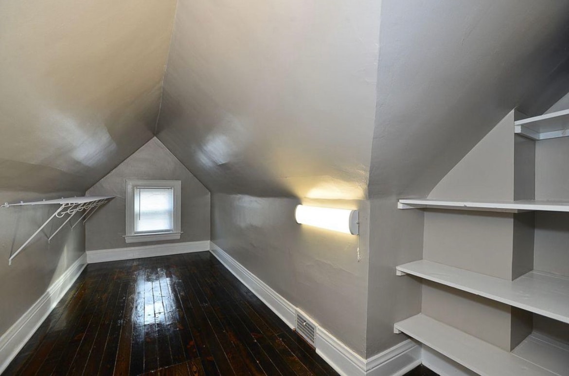 Building Photo - 15 Emerson Ave