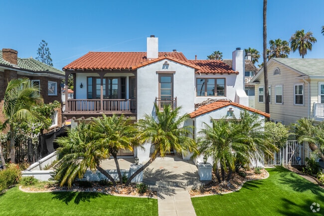 Building Photo - 3225 E Ocean Blvd