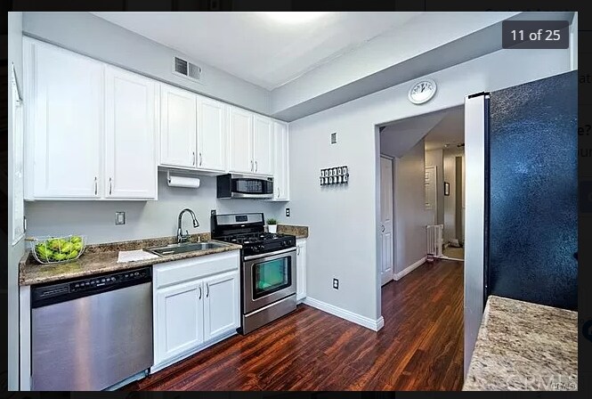Building Photo - 377 Avocado St