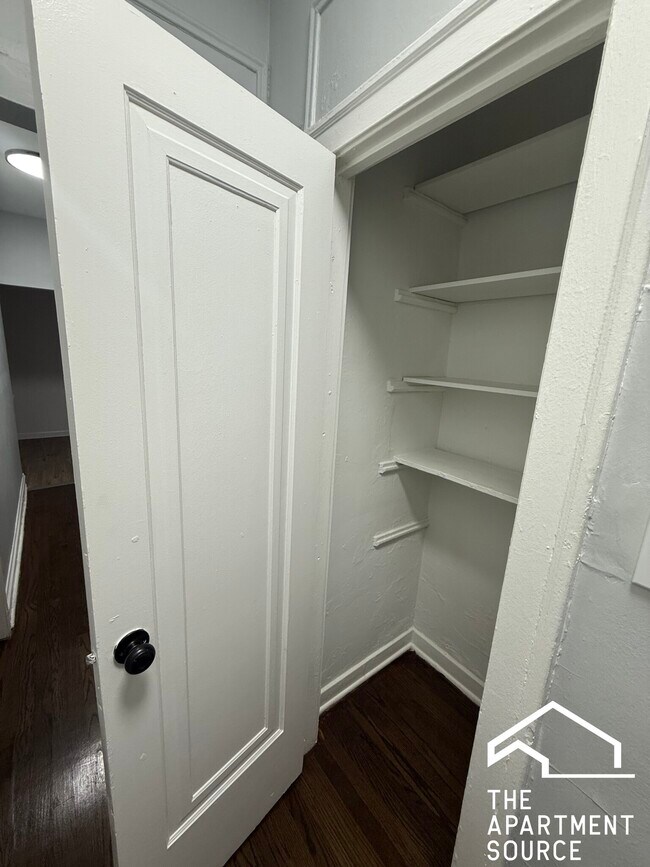 Building Photo - 5244 S Drexel Ave