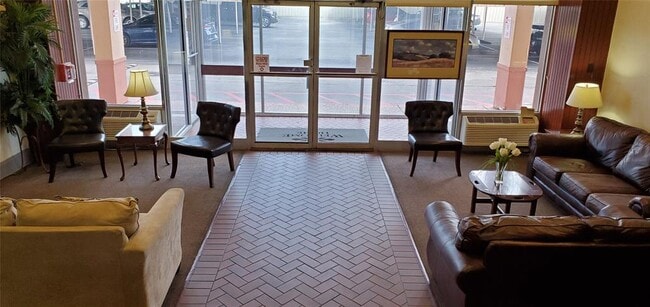 Building Photo - 7510 Hornwood Dr