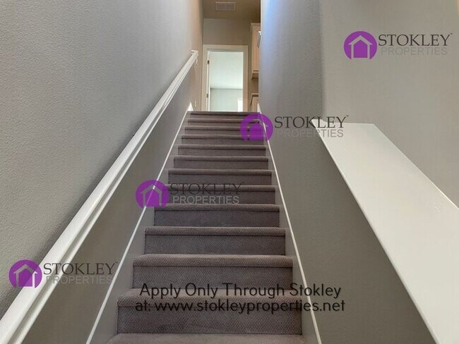 Building Photo - 201 Jetty Dr