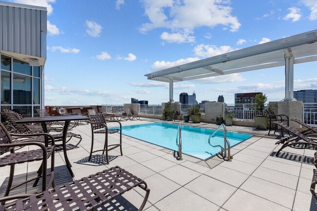 Building Photo - Modern 1-Bedroom with Downtown Raleigh Skyline Views
