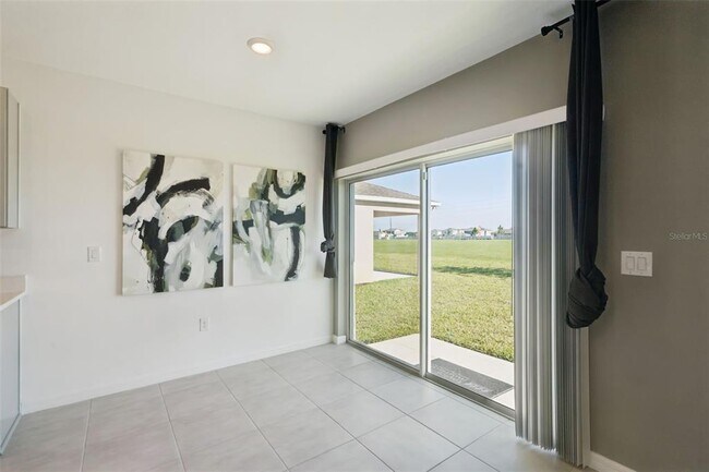 Building Photo - 4904 Bluebell Ct