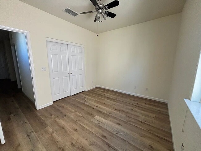 Building Photo - 16959 Cobble Creek Way