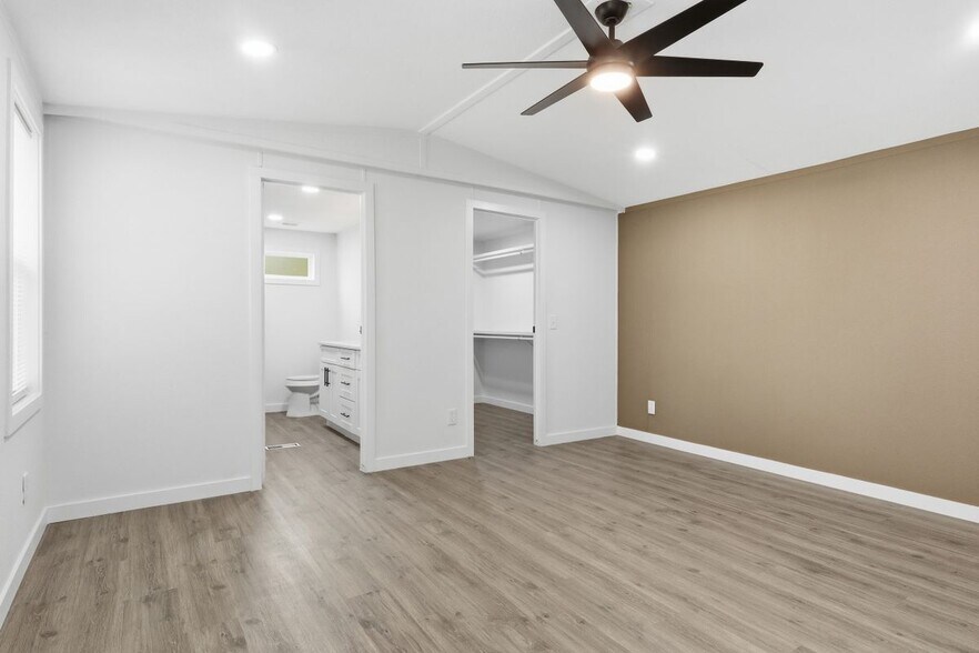 Building Photo - 19856 Old Hwy 105 E