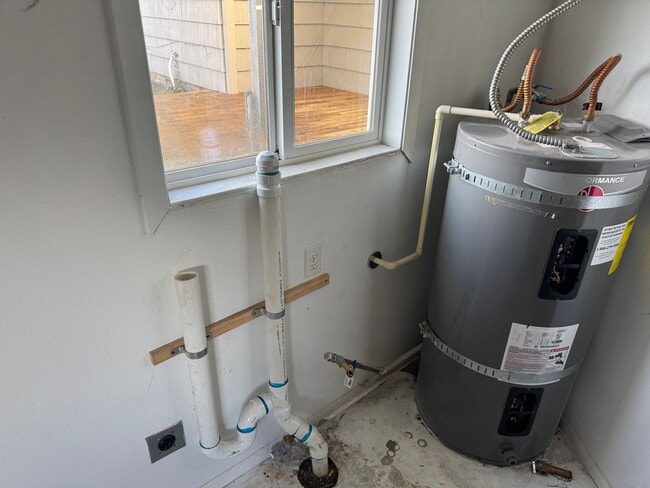 Building Photo - Great single level Home