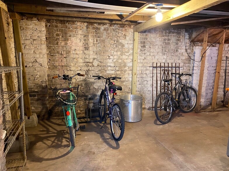 Secured bike storage - 1823 Robert St