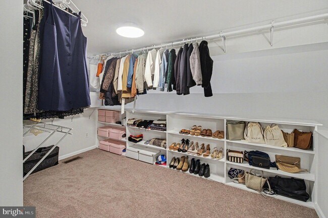 Building Photo - 3420 Keswick Way