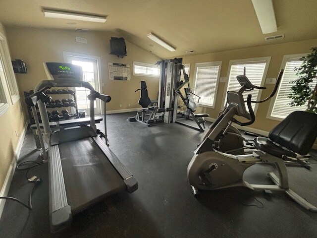 Building Photo - 6005 Chapel Hill Blvd