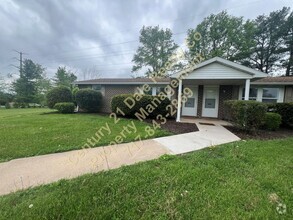 Building Photo - 2 Bedroom Home in North Eastern School Dis...