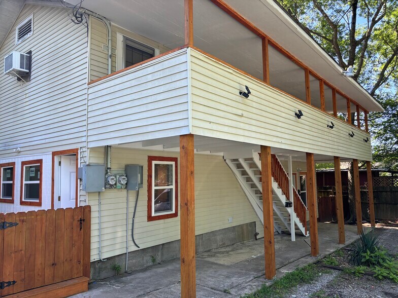 Primary Photo - 210 Anna St