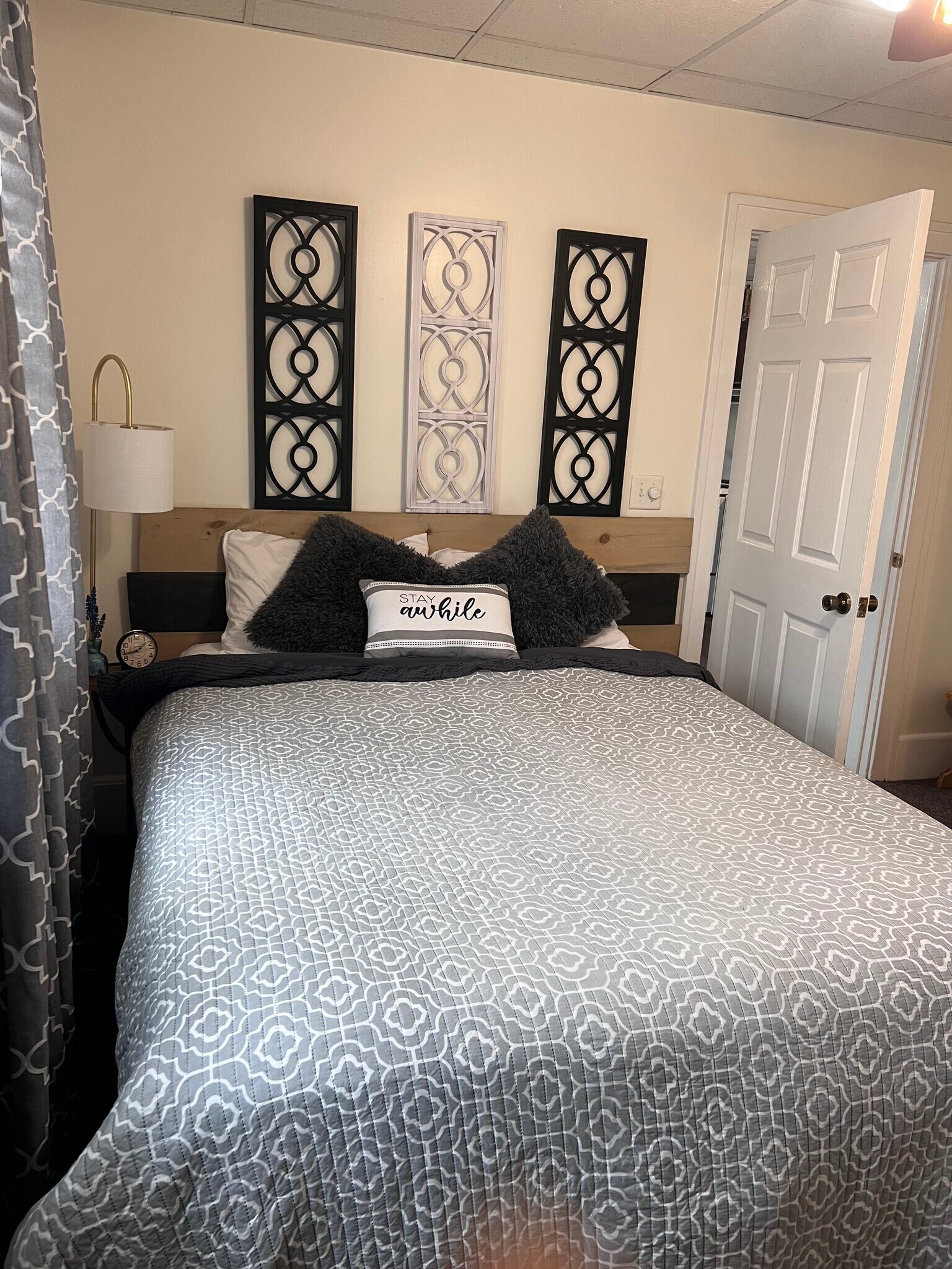 Building Photo - 48 Main W St